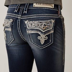 Rock Revival “Betty” skinny jeans